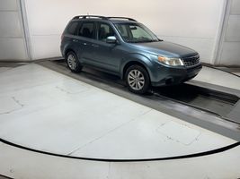 2011 SUBARU FORESTER X PREMIUM