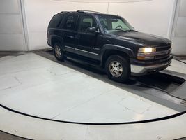 2002 CHEVROLET TAHOE LS