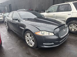 2014 JAGUAR XJ BASE