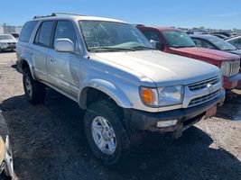 2001 TOYOTA 4RUNNER SR5