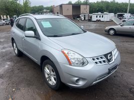 2013 NISSAN ROGUE SV