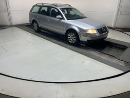 2003 VOLKSWAGEN PASSAT GLS