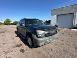 2002 CHEVROLET AVALANCHE 