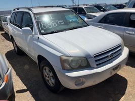 2001 TOYOTA HIGHLANDER 