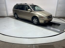 2006 KIA SEDONA LX