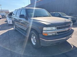 2002 CHEVROLET SUBURBAN 1500 LS