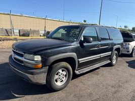2002 CHEVROLET SUBURBAN 1500 LS
