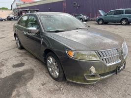 2011 LINCOLN MKZ BASE