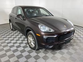 2016 PORSCHE CAYENNE BASE