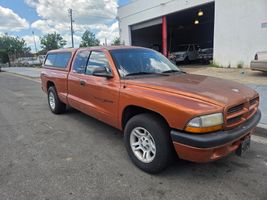 2001 DODGE DAKOTA 