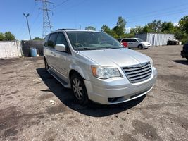 2009 CHRYSLER TOWN & COUNTRY