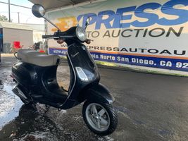 2006 VESPA LX 