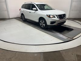 2018 NISSAN PATHFINDER SV