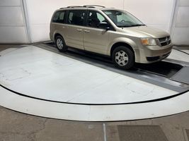 2010 DODGE GRAND CARAVAN SE