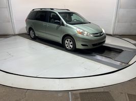 2008 TOYOTA SIENNA LE