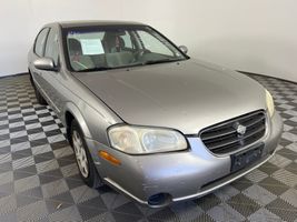 2000 NISSAN MAXIMA 