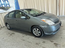 2005 TOYOTA PRIUS 