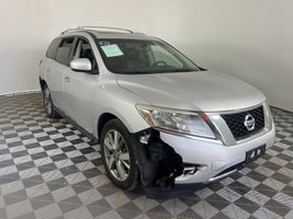 2013 NISSAN PATHFINDER PLATINUM