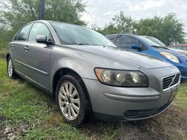2005 VOLVO S40 BASE