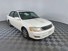 2001 TOYOTA AVALON XLS