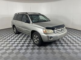2005 TOYOTA HIGHLANDER 