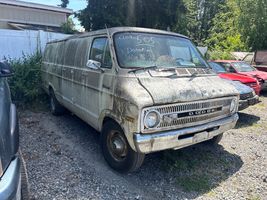 1977 DODGE TRADESMAN 