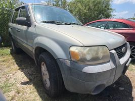 2005 FORD ESCAPE XLS