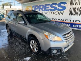 2013 SUBARU OUTBACK LIMITED