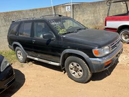 1996 NISSAN PATHFINDER 