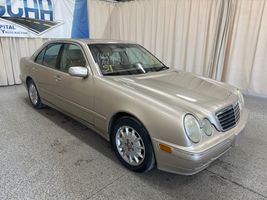 2000 MERCEDES-BENZ E CLASS E320