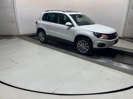 2014 VOLKSWAGEN TIGUAN  S 4MOTION
