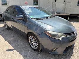 2015 TOYOTA COROLLA LE PLUS