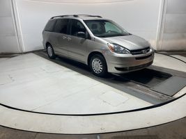 2005 TOYOTA SIENNA CE 7 PASSENGER