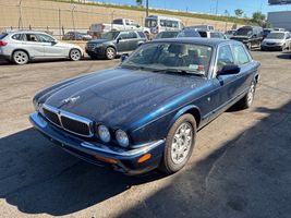2002 JAGUAR XJ XJ8