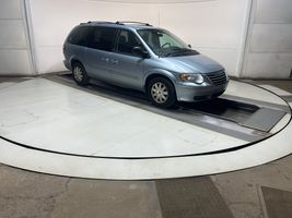2005 CHRYSLER TOWN & COUNTRY TOURING