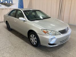 2002 TOYOTA CAMRY LE