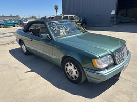 1994 MERCEDES-BENZ E CLASS E320