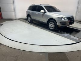 2008 VOLKSWAGEN TOUAREG 
