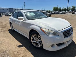 2011 INFINITI M37 X