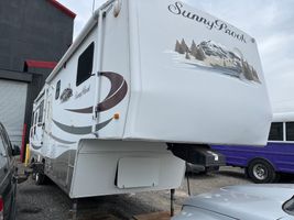 2006 KEYSTONE  TRAILER 