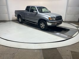 2002 TOYOTA TUNDRA SR5 V8