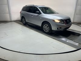 2016 NISSAN PATHFINDER SV