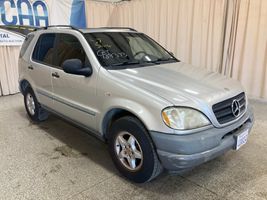 1998 MERCEDES-BENZ M CLASS ML320