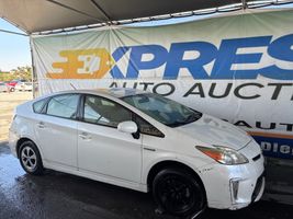 2013 TOYOTA PRIUS BASE