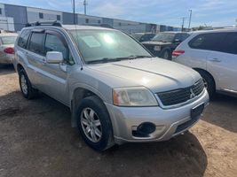 2011 MITSUBISHI ENDEAVOR 