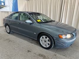 2001 VOLVO S60 T5