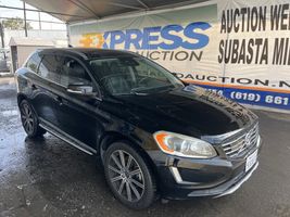 2016 VOLVO XC60 T5 PLATINUM