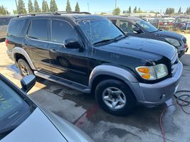 2001 TOYOTA SEQUOIA SR5