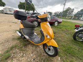 2012 GENUINE SCOOTER CO. BUDDY 