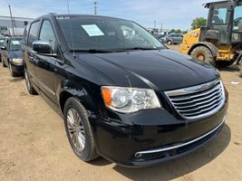 2013 CHRYSLER TOWN & COUNTRY TOURING L